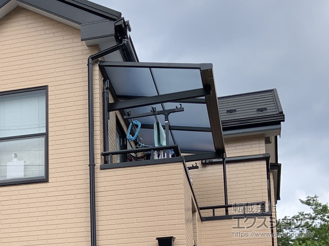 東京都国分寺市ののバルコニー・ベランダ屋根 スピーネ F型 ルーフタイプ 単体 積雪〜20cm対応 施工例