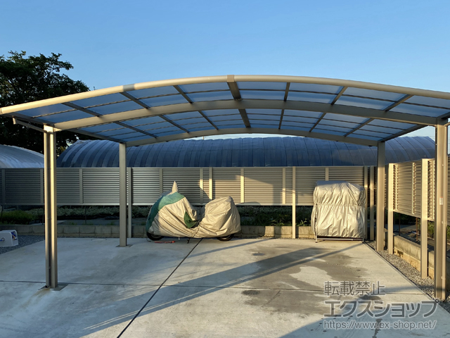 埼玉県川口市ののカーポート ネスカR (ラウンドスタイル) ワイド 積雪〜20cm対応 施工例
