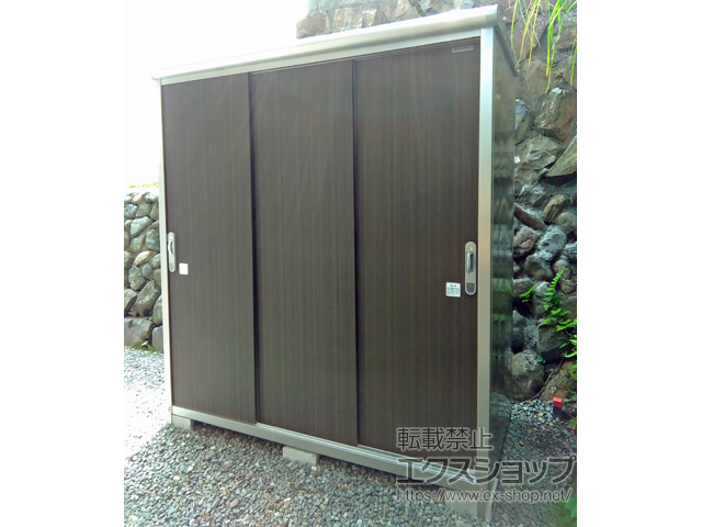 大阪府河内長野市のの物置・屋外倉庫 エスモ 一般型 1797×900×1959（ESE-1809A） ESE-1809A-DW 施工例