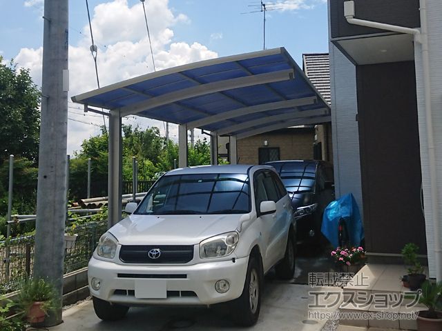 埼玉県富士見市ののカーポート レイナポートグラン 縦連棟　積雪〜20cm対応 施工例