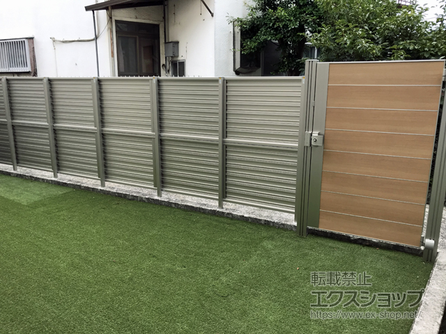 静岡県富士市のの門扉 ルシアス門扉BP02型 横目隠し 片開き 複合カラー 門柱使用 施工例