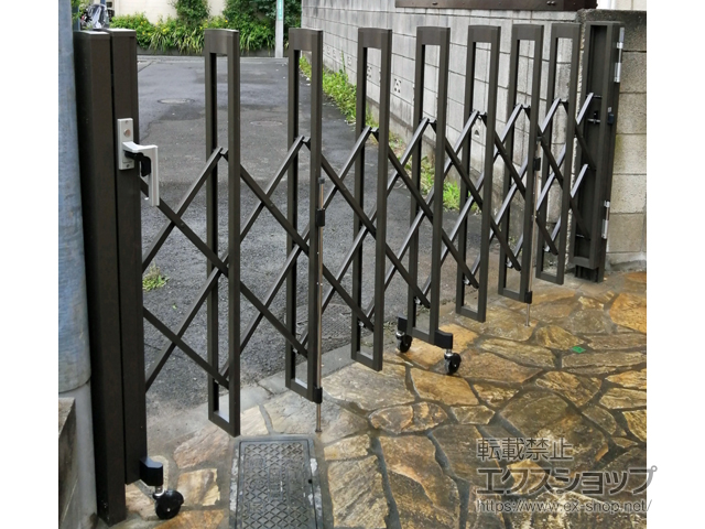 東京都練馬区ののカーゲート アルシャインII L型 Aタイプ ノンレール 片開き 270S 施工例