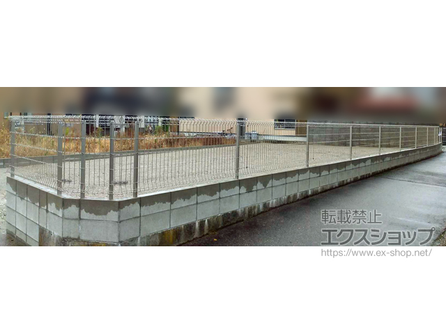 石川県金沢市ののフェンス・柵 イーネットフェンス 2F型 自由柱施工 施工例