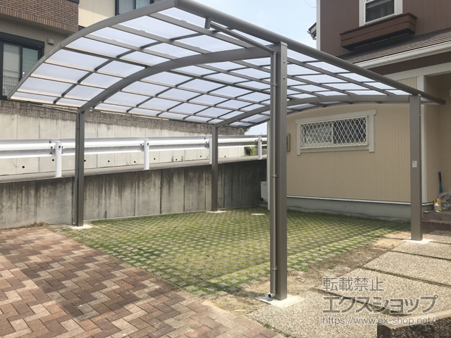 兵庫県三田市ののカーポート ネスカR (ラウンドスタイル) ワイド 積雪〜20cm対応 施工例
