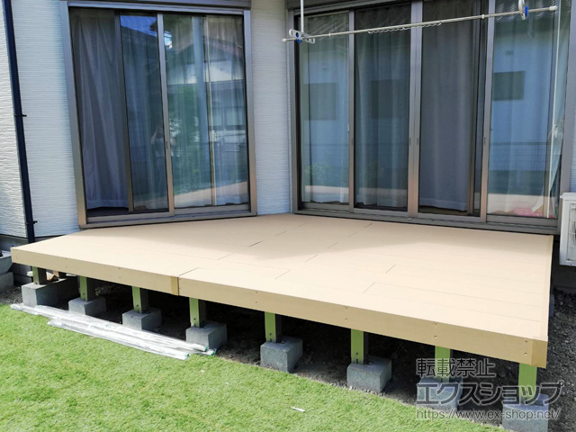 長野県千曲市ののウッドデッキ リウッドデッキ 200 施工例