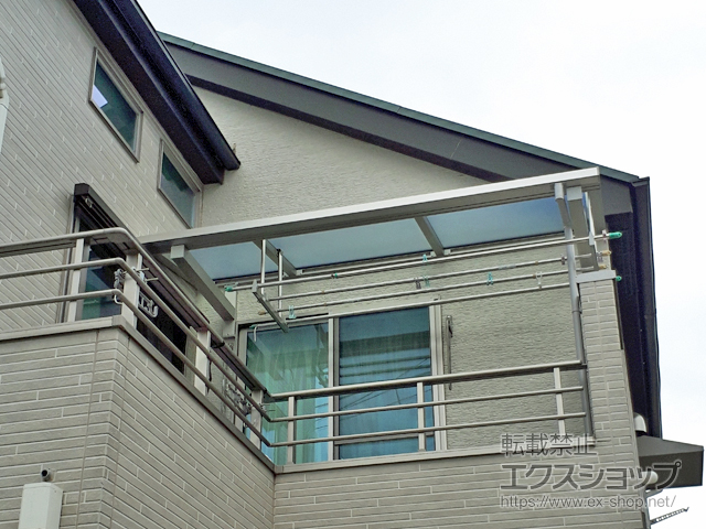 東京都小平市ののバルコニー・ベランダ屋根 ソラリア F型 ルーフタイプ 単体積雪〜20cm対応 施工例