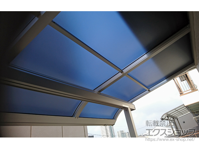 愛知県名古屋市ののバルコニー・ベランダ屋根 プレシオステラスII R型 屋根タイプ 単体 積雪〜20cm対応 施工例