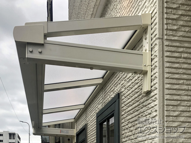 大阪府大阪市ののテラス屋根 スピーネ F型 ルーフタイプ 単体 積雪〜20cm対応 施工例