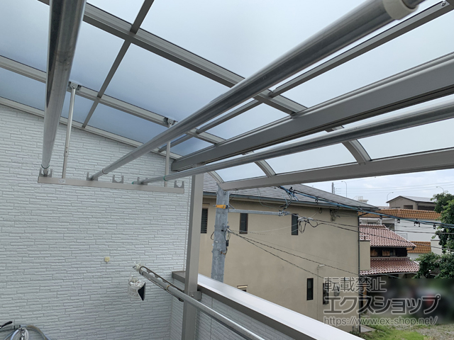 兵庫県西宮市ののバルコニー・ベランダ屋根 ソラリア R型 屋根タイプ 単体 積雪〜20cm対応 施工例