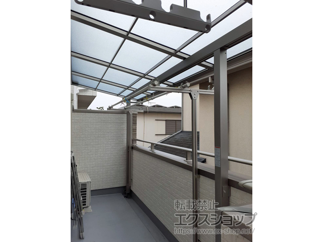 埼玉県さいたま市ののバルコニー・ベランダ屋根 スピーネ F型 屋根タイプ 単体 積雪〜20cm対応 施工例