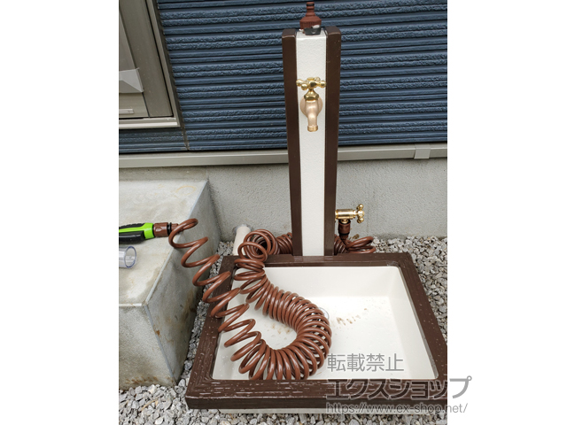神奈川県横浜市のの立水栓・ガーデンシンク アーバンウッド 施工例