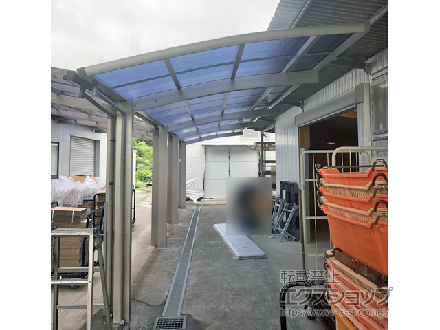 高知県香南市ののカーポート レイナポートグラン 縦連棟　積雪〜20cm対応 施工例