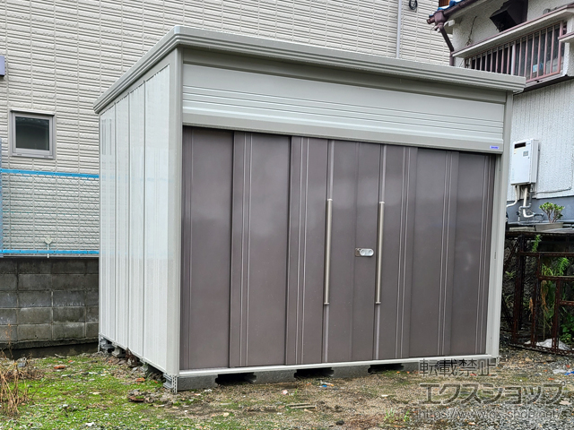 大阪府大東市のの物置・屋外倉庫 Mr.トールマンダンディ 一般型 結露減少型 3232×2622×2570（JN-Z3226） JN-Z3226-B 施工例