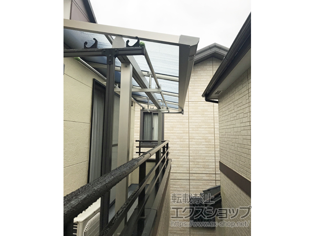 埼玉県春日部市ののバルコニー・ベランダ屋根 ソラリア F型 屋根タイプ 単体 積雪〜20cm対応 施工例