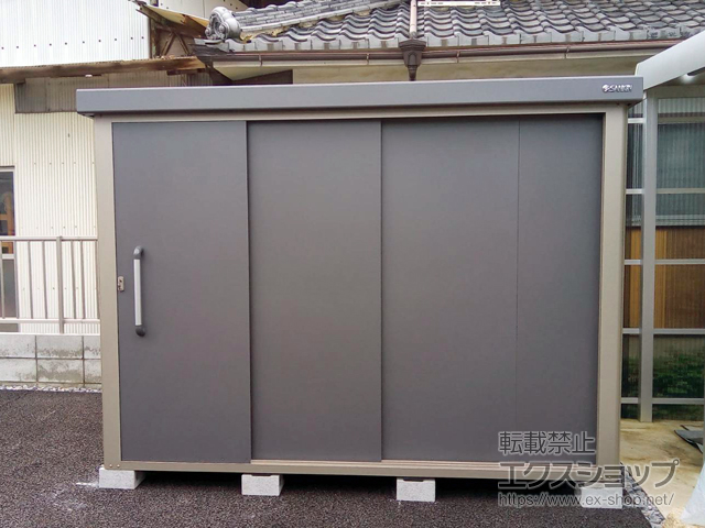 滋賀県近江八幡市のの物置・屋外倉庫 エスケーエイト SK8-130 一般型 2600×1600×1940 SK8-130-GK 施工例