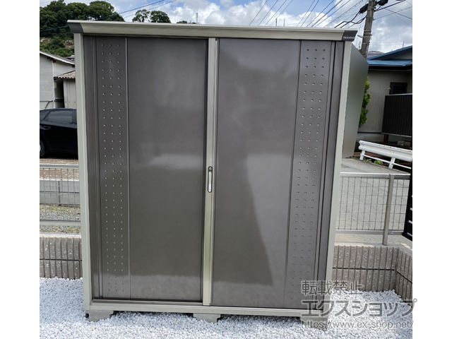 熊本県熊本市のの物置・屋外倉庫 グランプレステージジャンプ 1695×530×1900（GP-175A-F） GP-175A-F-CB 施工例