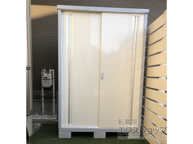 愛知県名古屋市のの物置・屋外倉庫 シンプリー 一般型 1320×615×1903（MJX-136E-P） MJX-136E-P-FW 施工例