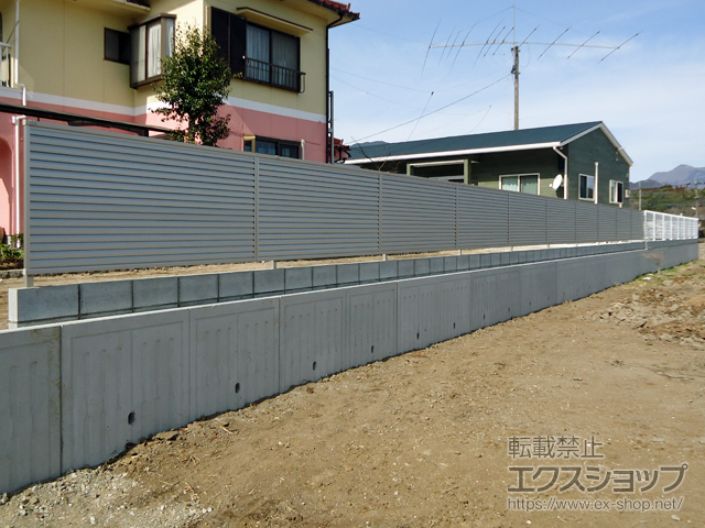 大分県由布市ののフェンス・柵 シンプレオフェンス13型 ルーバー 自由柱施工 施工例