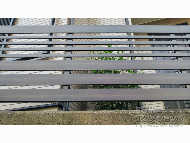 千葉県松戸市ののフェンス・柵 ルシアスフェンスH04型 横板+細横格子 複合カラー 施工例