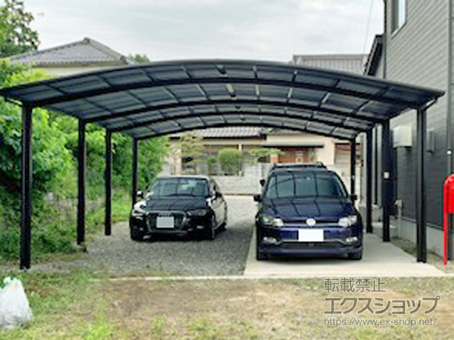 広島県安芸郡熊野町ののカーポート ネスカR (ラウンドスタイル) ワイド 縦連棟 積雪〜20cm対応 施工例