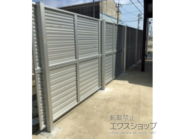 石川県能美市ののフェンス・柵 ミエーネフェンス 目隠しルーバータイプ 2段支柱 自立建て用 施工例