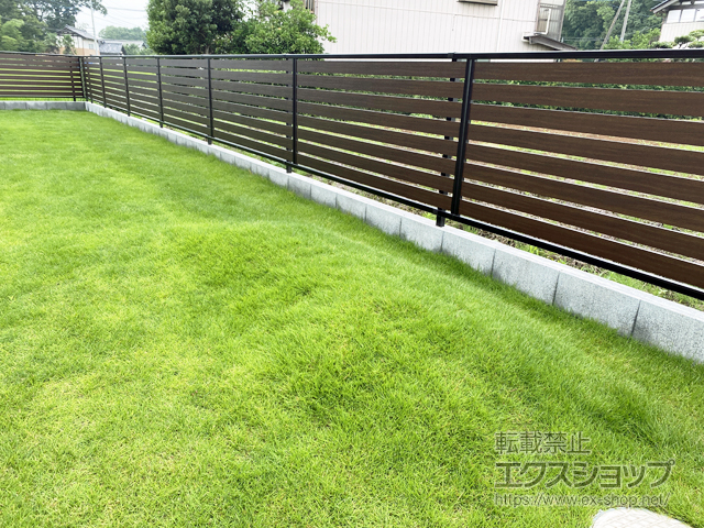 茨城県古河市ののフェンス・柵 モクアルフェンス 横板タイプ 自由柱施工 施工例