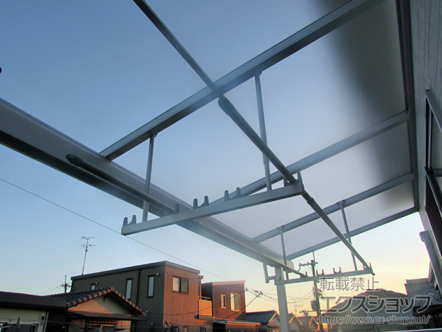 奈良県橿原市ののバルコニー・ベランダ屋根 ソラリア F型 屋根タイプ 単体 積雪〜20cm対応 施工例