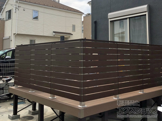 埼玉県草加市ののウッドデッキ リウッドデッキ 200 施工例