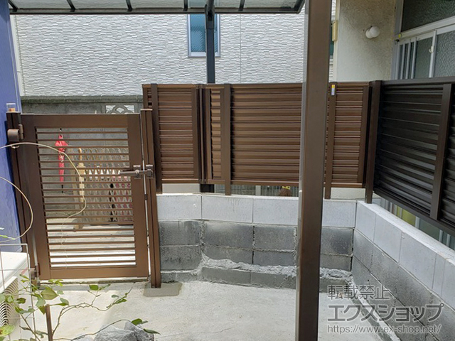 大阪府岸和田市ののフェンス・柵 ミエーネフェンス 目隠しルーバータイプ 自由柱施工 施工例