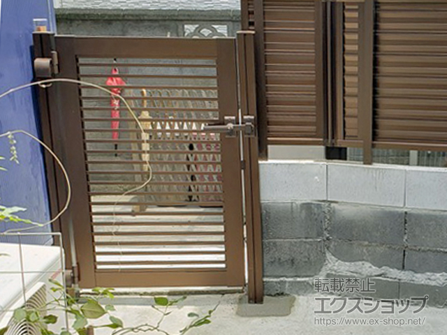 大阪府岸和田市のの門扉 プレシオス門扉 　横格子 片開き 柱使用 施工例
