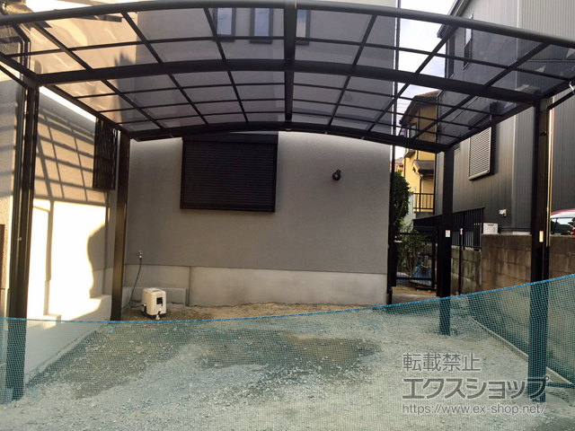 大阪府高槻市ののカーポート ネスカR (ラウンドスタイル) ワイド 積雪〜20cm対応 施工例