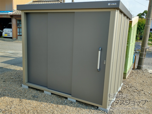 新潟県新潟市のの物置・屋外倉庫 エスケーエイト SK8-100 一般型 2200×1600×1940 SK8-100-GK 施工例