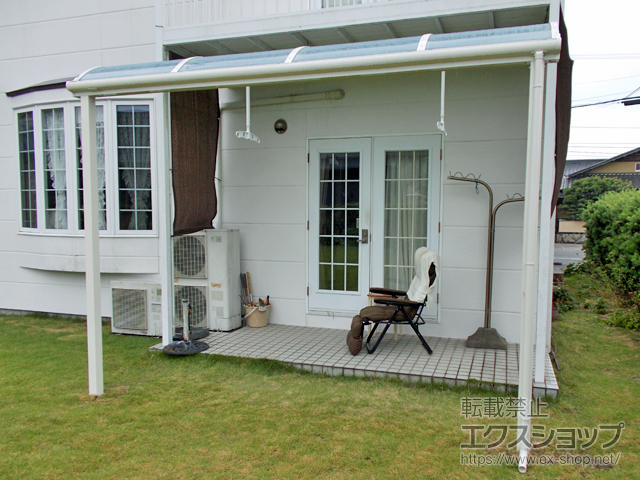 福岡県遠賀郡岡垣町ののテラス屋根 ソラリア R型 テラスタイプ 単体 積雪〜20cm対応 施工例