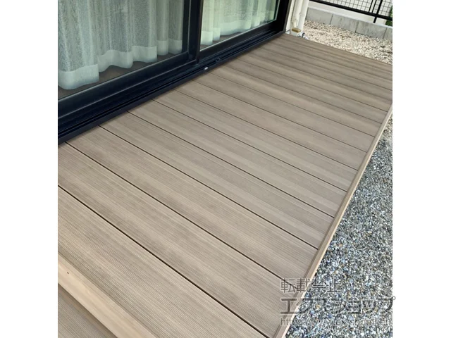 愛知県名古屋市のLIXIL リクシル(TOEX)のウッドデッキ 樹ら楽ステージ 木彫 施工例