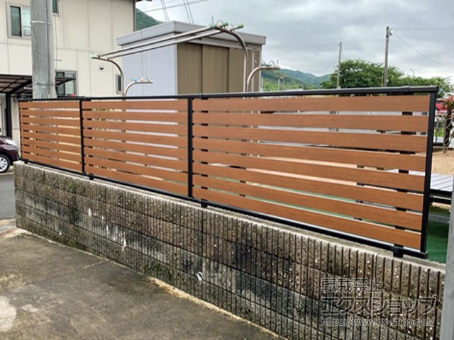 山口県山口市ののフェンス・柵 モクアルフェンス 横板タイプ・自由柱施工 施工例
