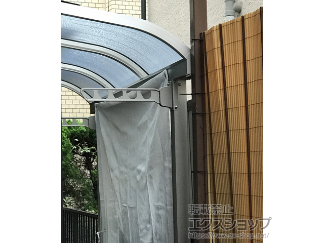 東京都世田谷区ののテラス屋根 ソラリア R型 テラスタイプ 単体 積雪〜20cm対応 施工例