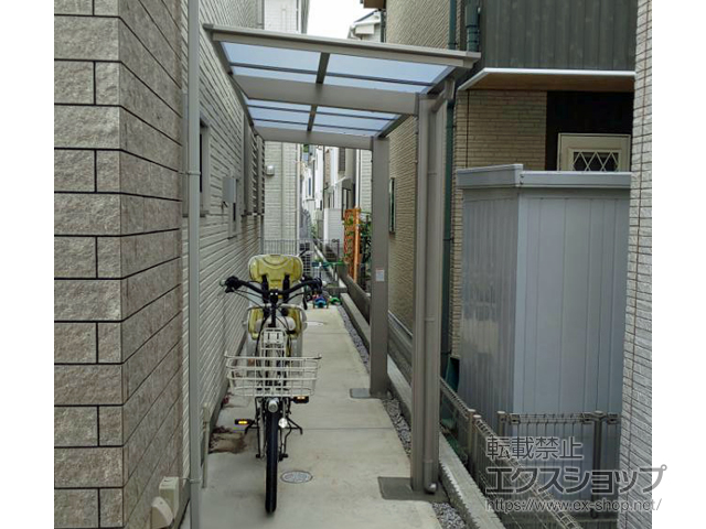 東京都立川市ののテラス屋根 フーゴF 独立テラスタイプ 単体 積雪〜20cm対応 施工例