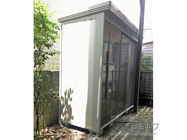 東京都杉並区のの物置・屋外倉庫 Mr.ストックマンダンディ 一般型 結露減少型 2348×890×2110（ND-Z2308） ND-Z2308-CB 施工例