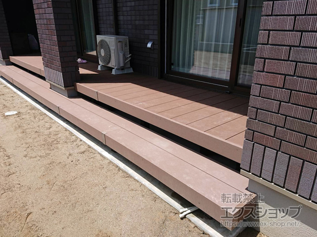 山梨県甲府市ののウッドデッキ リウッドデッキ 200 施工例