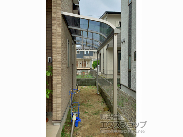 大分県大分市ののテラス屋根 プレシオステラスII R型 テラスタイプ 単体 積雪〜20cm対応 施工例