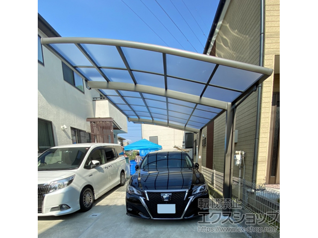 埼玉県草加市ののカーポート ネスカR (ラウンドスタイル) 積雪〜20cm対応 施工例