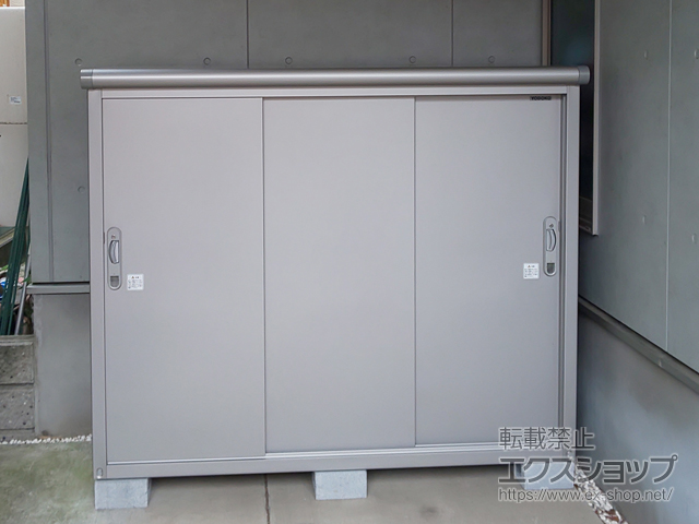 東京都板橋区のの物置・屋外倉庫 エスモ 一般型 1797×650×1501（ESE-1806E） ESE-1806E-SS 施工例