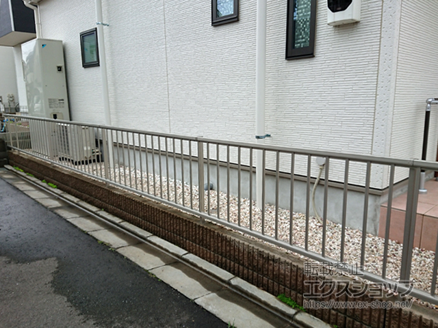 東京都武蔵村山市ののフェンス・柵 ミエッタフェンス 防犯たて格子タイプ 自由柱施工 施工例
