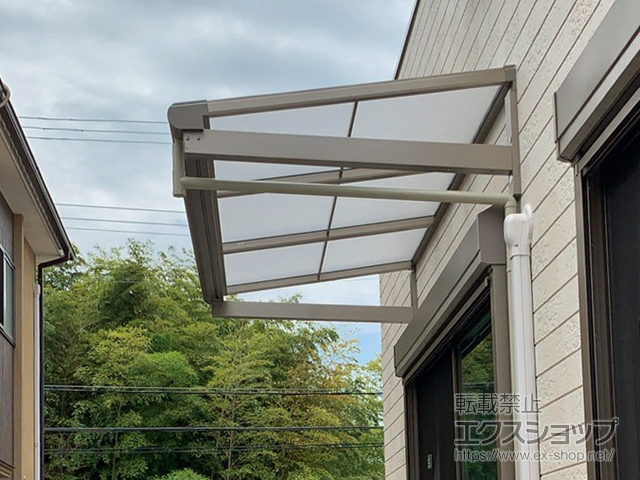 兵庫県揖保郡太子町ののテラス屋根 レボリューA F型 柱なしタイプ 単体 積雪〜20cm対応 施工例