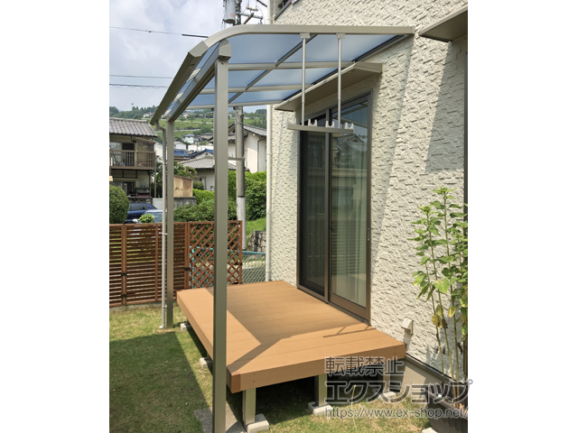 広島県広島市ののテラス屋根 ソラリア R型 テラスタイプ 単体 積雪〜20cm対応 施工例