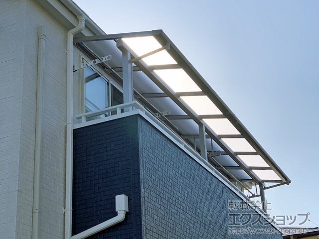 東京都調布市ののバルコニー・ベランダ屋根 ソラリア F型 屋根タイプ 連棟 積雪〜20cm対応 施工例