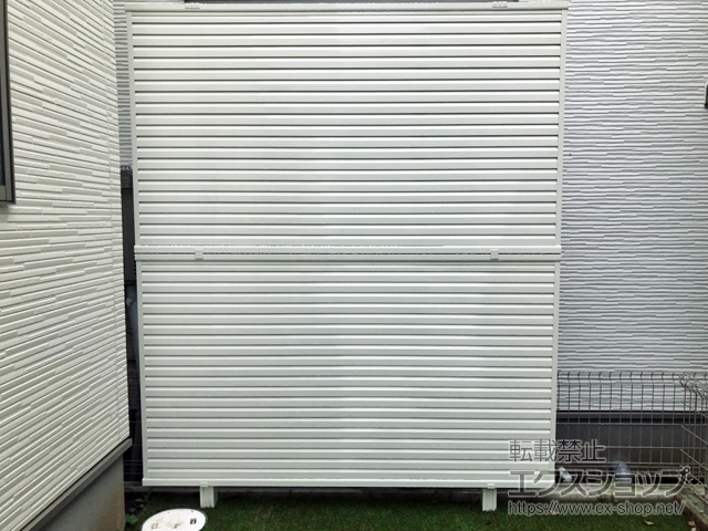 東京都昭島市ののフェンス・柵 シンプレオフェンス13型 目隠しルーバー 2段支柱 自立建て用 施工例