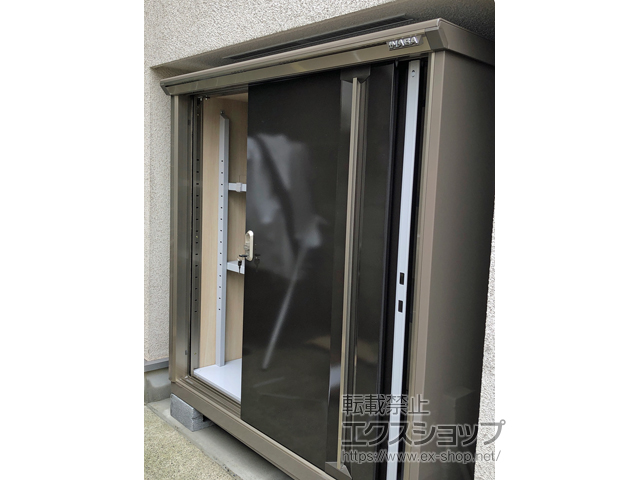 東京都品川区のの物置・屋外倉庫 ナイソーシスター　1320×720×1303（KMW-137C） KMW-137C-CB 施工例