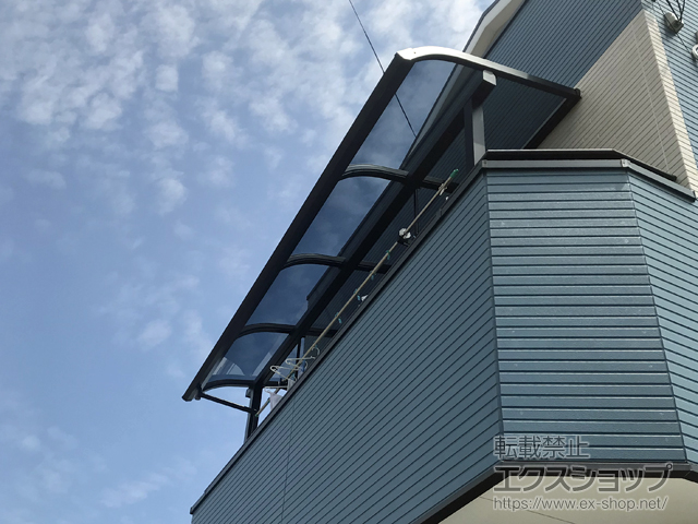 大阪府岸和田市ののバルコニー・ベランダ屋根 プレシオステラスII R型 屋根タイプ 単体 積雪〜20cm対応 施工例