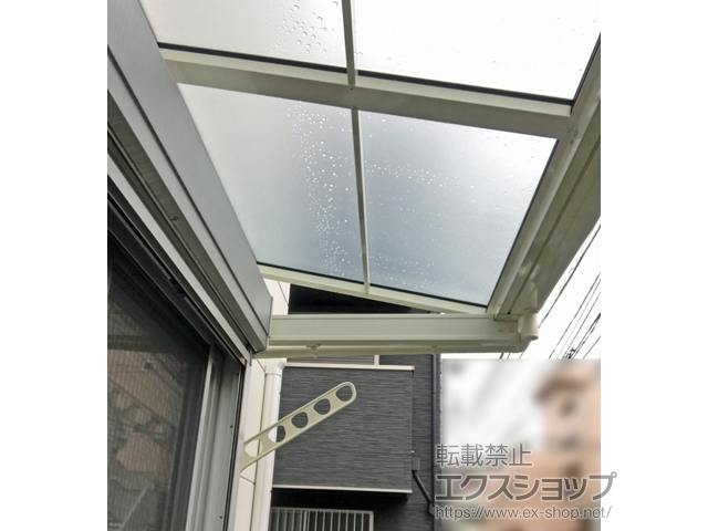 埼玉県草加市ののテラス屋根 スピーネ F型 ルーフタイプ 単体 積雪〜20cm対応 施工例